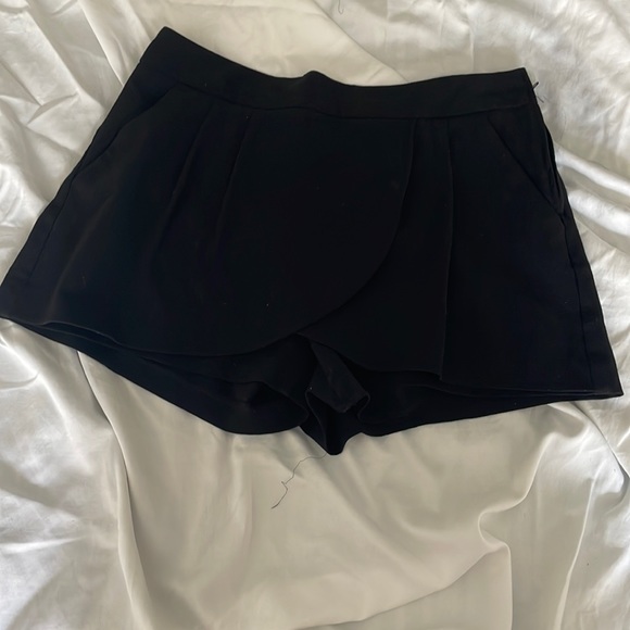 Black skort size 7 - Picture 1 of 4